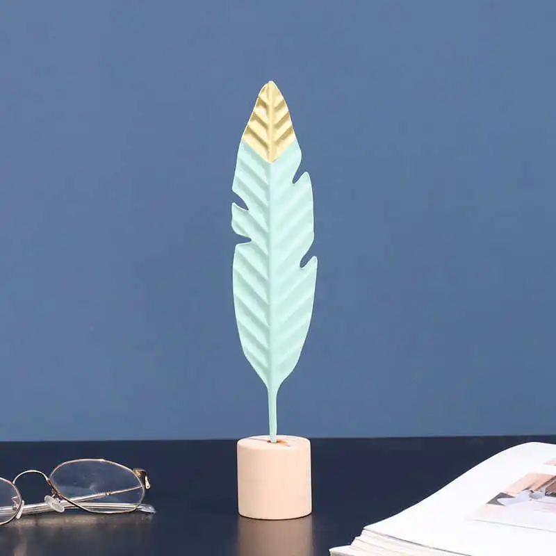 

Nordic Feather Wooden Decorations Table Fairy Garden Miniature Figurines Fashion Christmas Gift Home Decoration Accessories