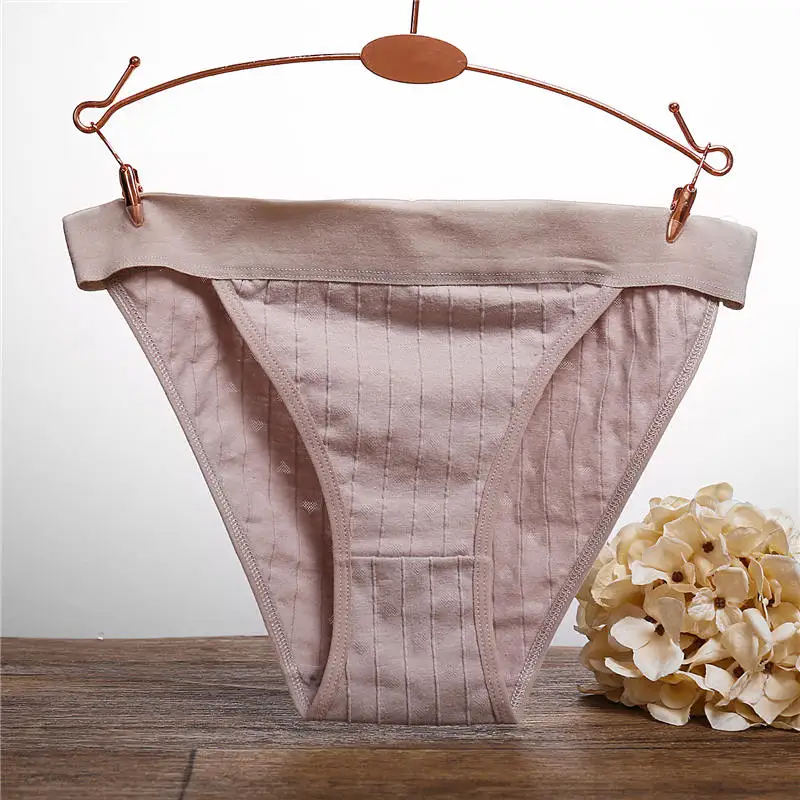 Women Cotton Panties Sexy Low Waist Underwear Panties for Female Lingerie Underpants Hollow Heart Embossed Briefs Solid Color - Цвет: light khaki