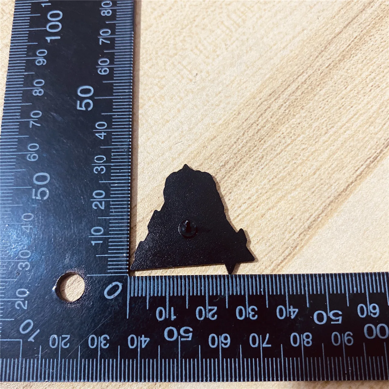 Металлическая эмалированная брошь в стиле Холодное сердце | Украшения и