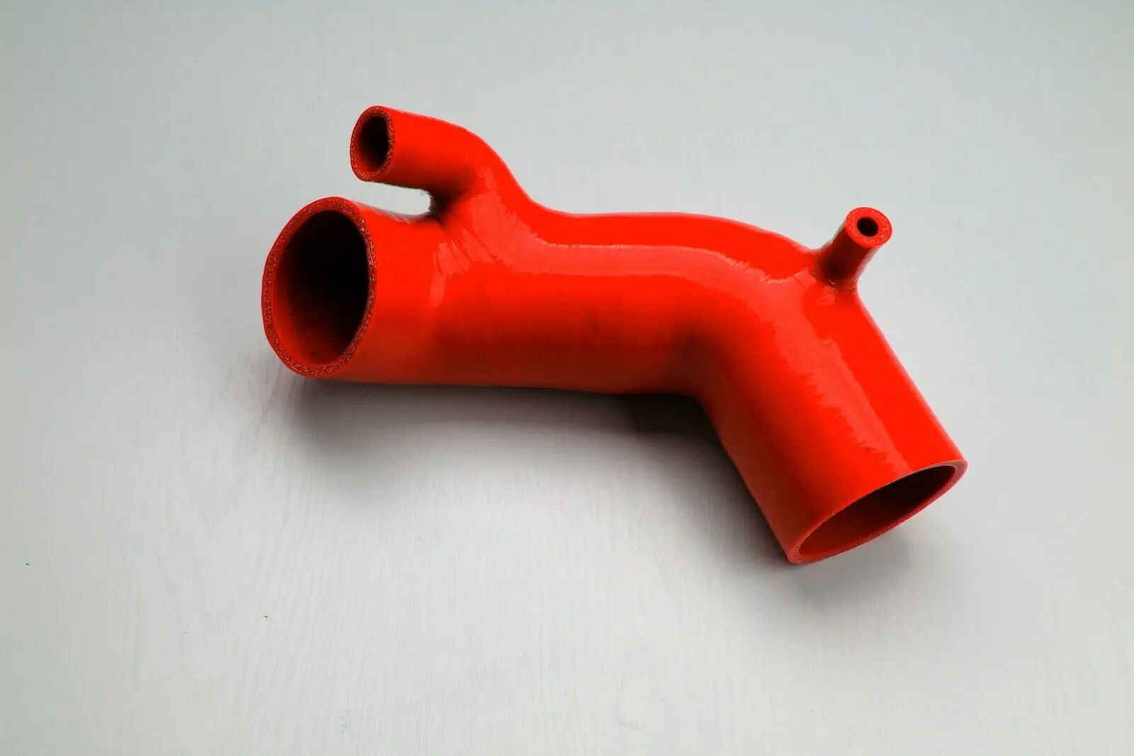 

Red Silicone Intake Boot Hose For BMW E46 325i 330ci Z3 2.5 3.0L 2001-2006 2005
