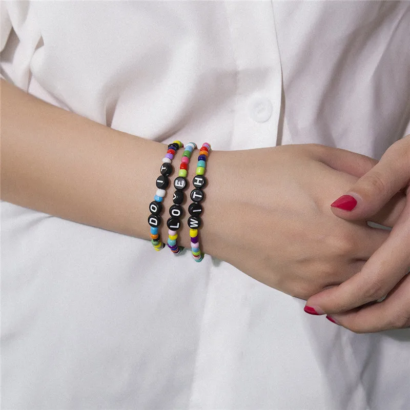 Сделай это с любовью полимерное письмо бусины цветная Подвеска Браслеты Набор