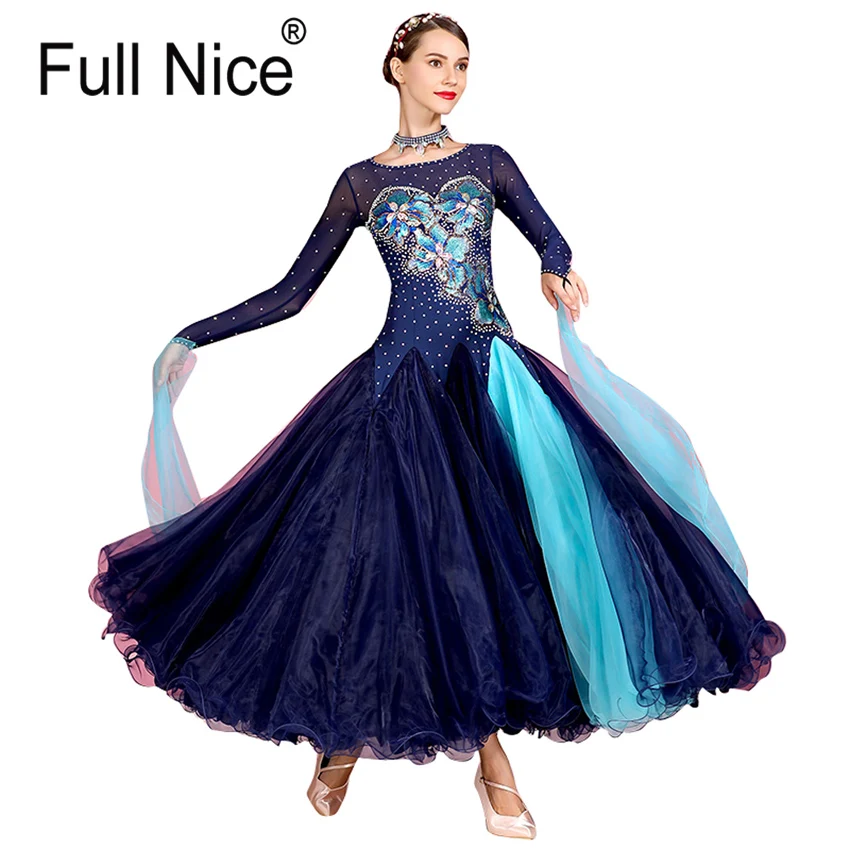 Темно синее роскошное платье синего цвета бальное танцевальное для современного