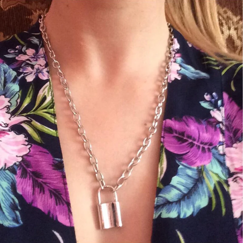 Vintage Lover's Lock Pendant Choker Necklace Steampunk Clavicle Golden Chain Necklace Collier Valentine's Day Gift