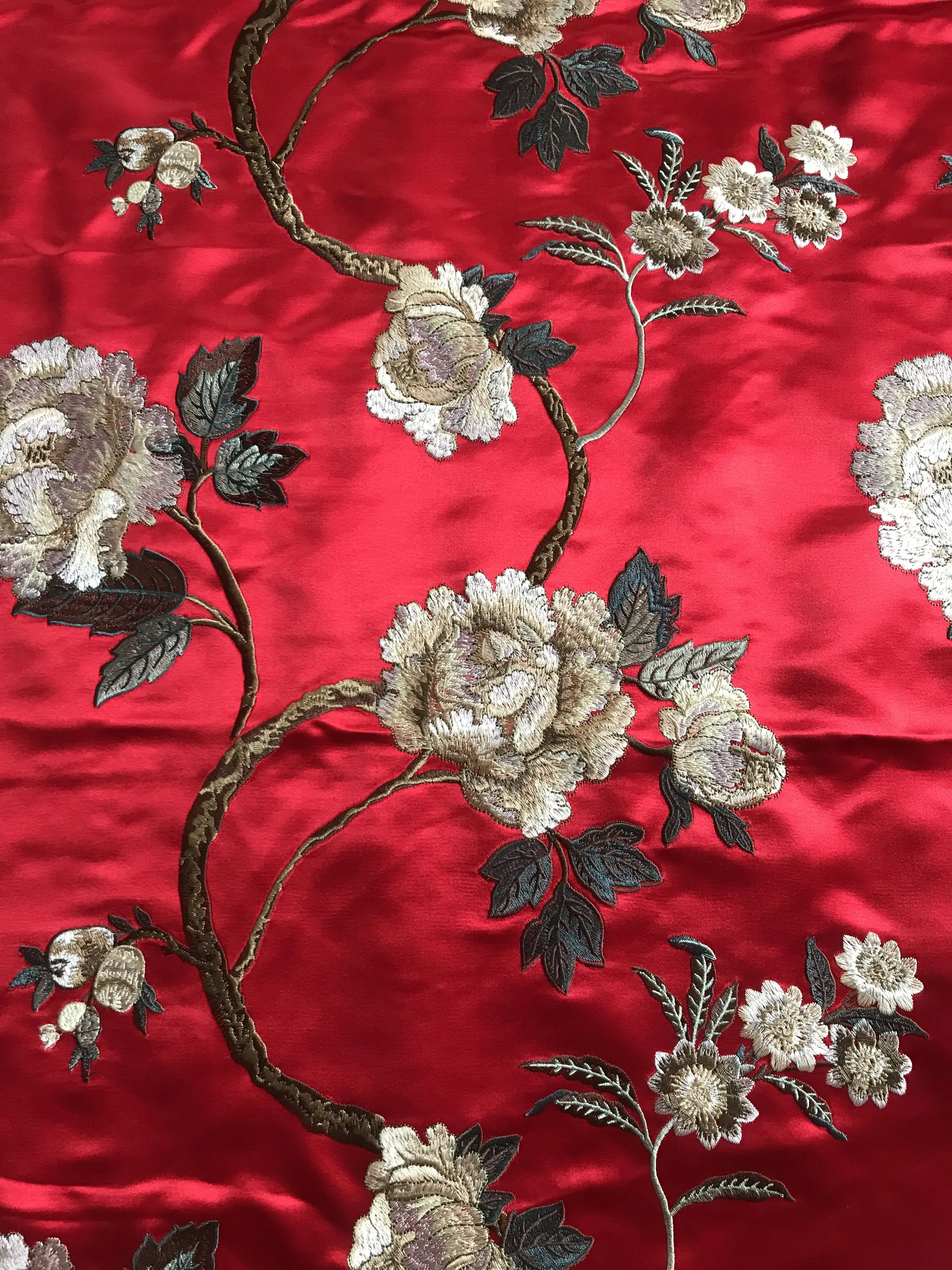 

Шелковая и атласная вышитая ткань, шелковая ткань чонсам, ширина 140