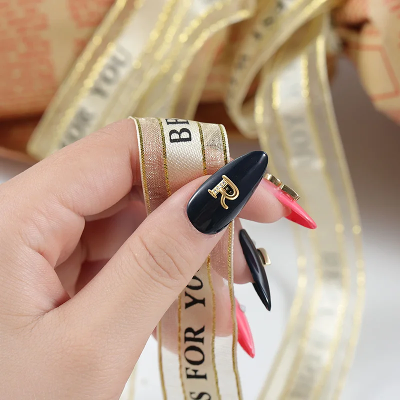 Золотые металлические буквы с четырьмя лилиями 26 букв украшения для ногтей яркие