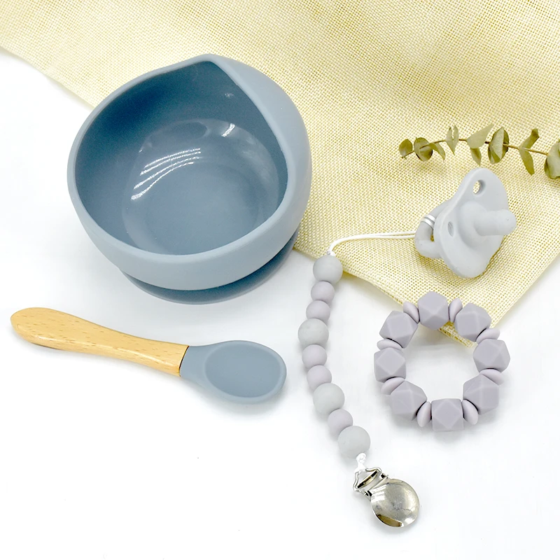 

Baby Silicone Feeding Bowl Set Personalized Name Handmade Silicone Pacifier Pacifier Chains Newborn Nipple Nursing Accessories