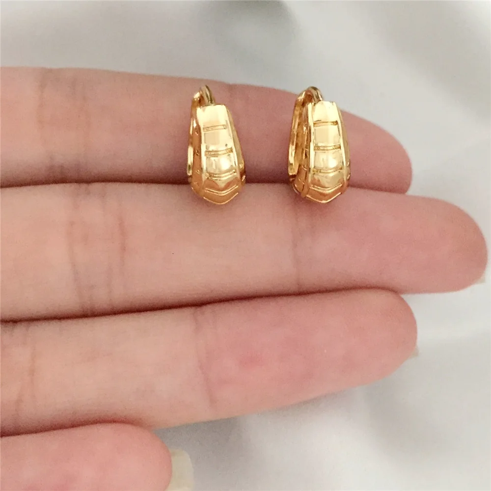 

Elegant Gold Color Plating Cross Striple 14mm Small Huggie Hoop Earrings For Women Girl Boho Gorgeous Jewelry Casual Accessory