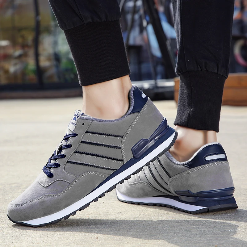 

Mens Leather Sneakers Fashion Casual Men Shoes Non-slip Flat Shoes Outdoor Walking Shoes Spring Men Casual Light Shoes Size 45