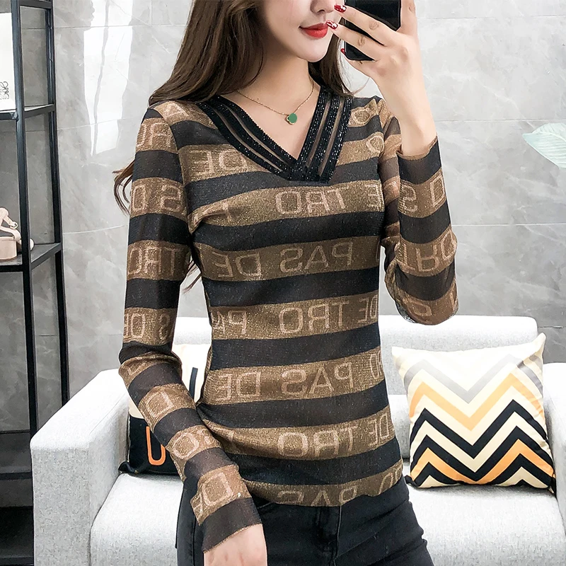 

Autumn Winter V-Neck T-Shirt European Clothes Fashion Women's Letter Print Long Sleeve Womens Tops Trend Casual Tees New T08507L