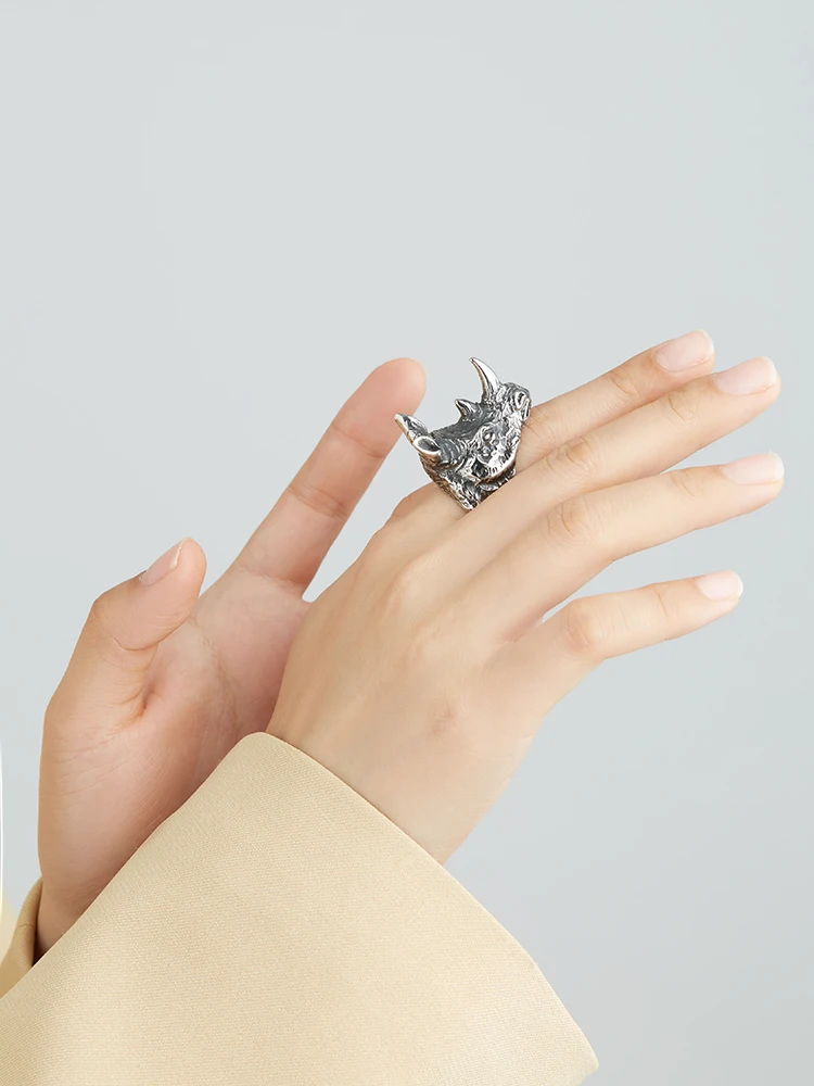 

ZEMIOR Rings For Men Super cool Black Rhinoceros Shape Punk Style Ring Birthday Party Prom Men Jewley Give Best Friend On Sale