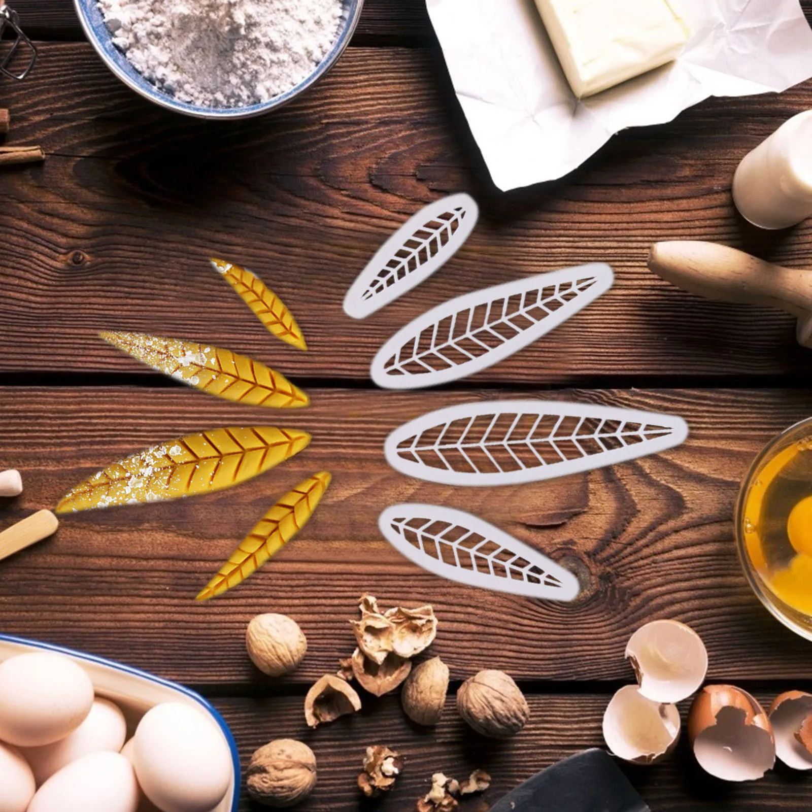 

4Pcs Peach leaf Cookie Mold Creative Cartoon Biscuit Cutter Baking Mold Kitchen Household DIY Food Fondant Baking Mould Tool