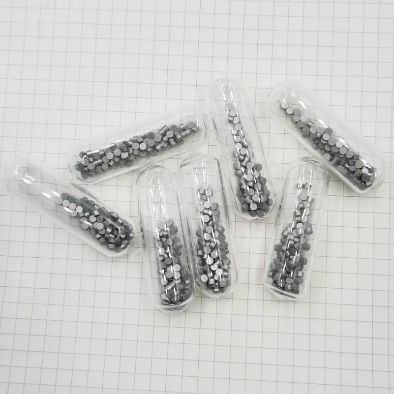 

5 gram 99.95% Molybdenum metal pieces in glass vial