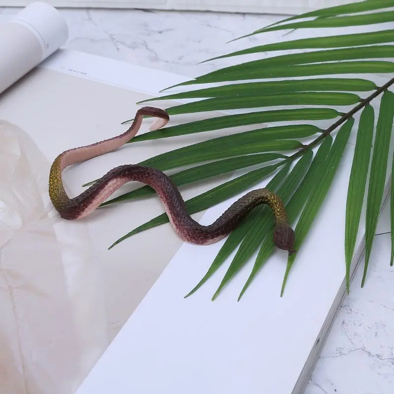 

Novelty Trick Toys Simulation Snake Whimsy Rubber Small Snakes L4MC