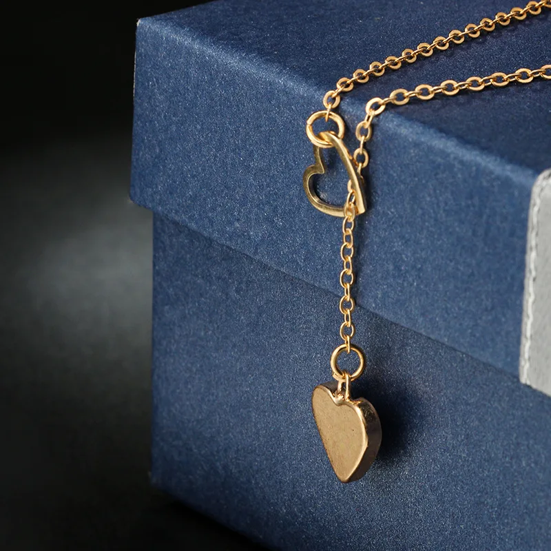 

Alloy Metal Hollow Love Heart Peach Pendant Necklace