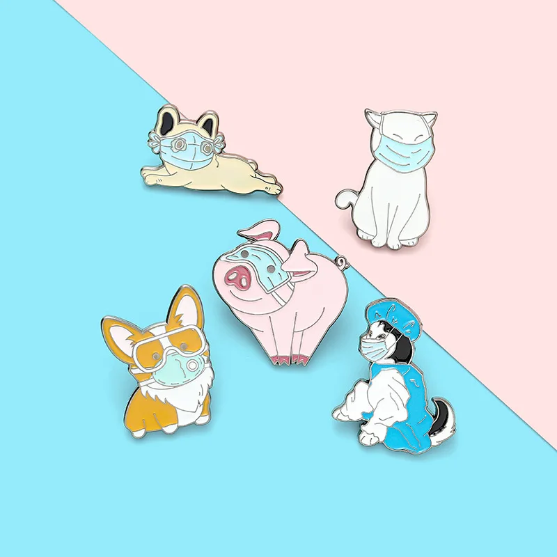 

New Cute Animals Wearing Masks Enamel Pins Cat Dog Pig Clothes Brooches Lapel Badges Jewelry Cartoon Bag Pins Gift for Friends