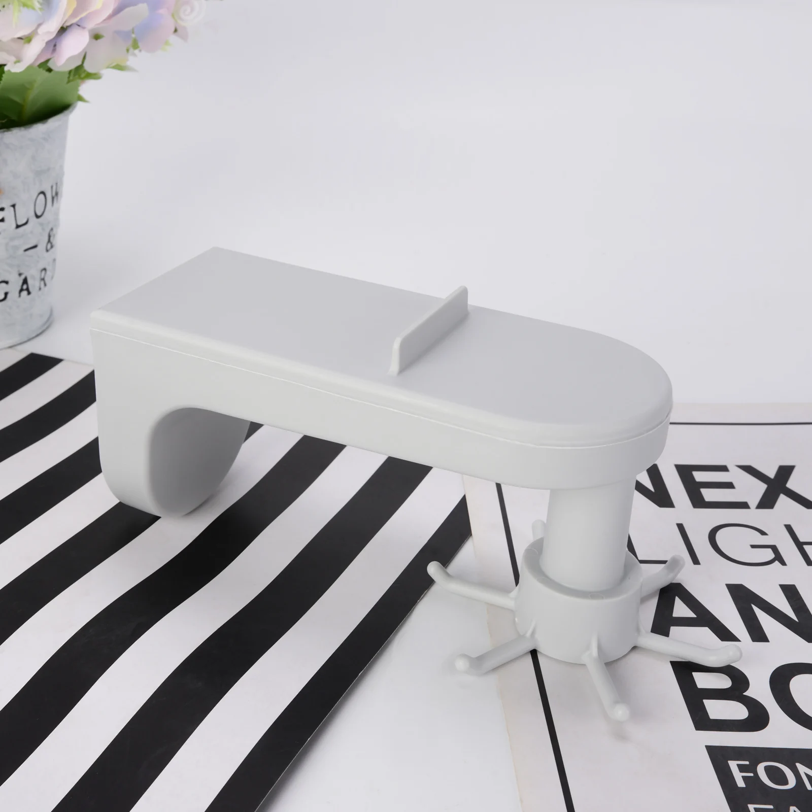 Настенный крючок для кухни Bathroo Органайзер вешалка многофункциональный клей без