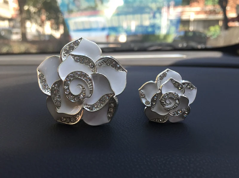1 пара Rhinestone Camellia цветок освежитель автомобиля новая воздушная Зажимная скоба кондиционер Parfum Voiture автомобиль Inndoor освежитель воздуха Авто Geur