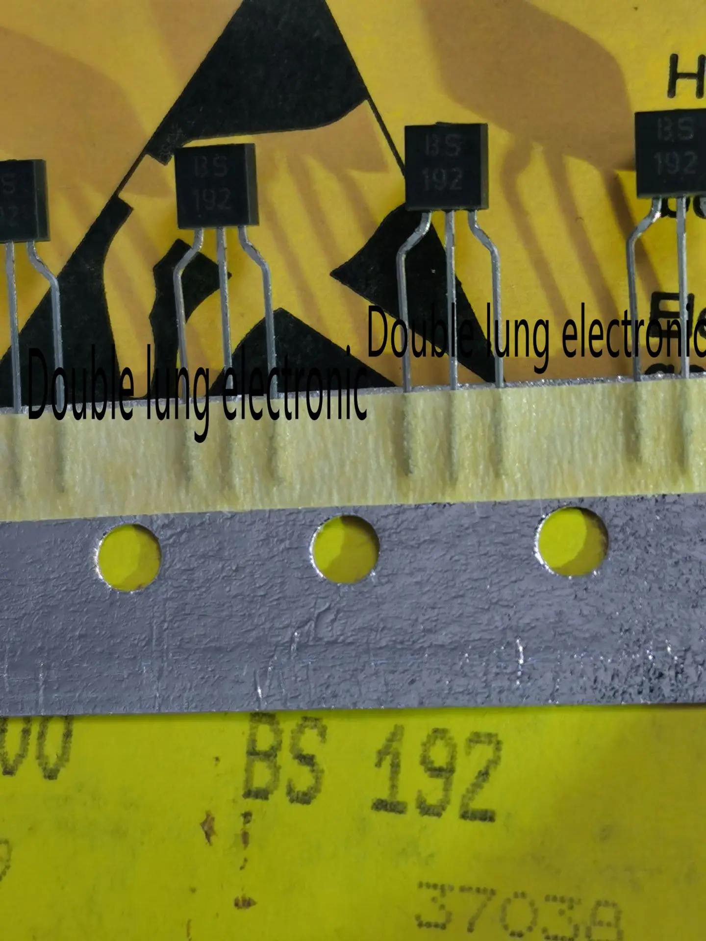 

100PCS/lot BS192 TO92 P-channel vmos transistors