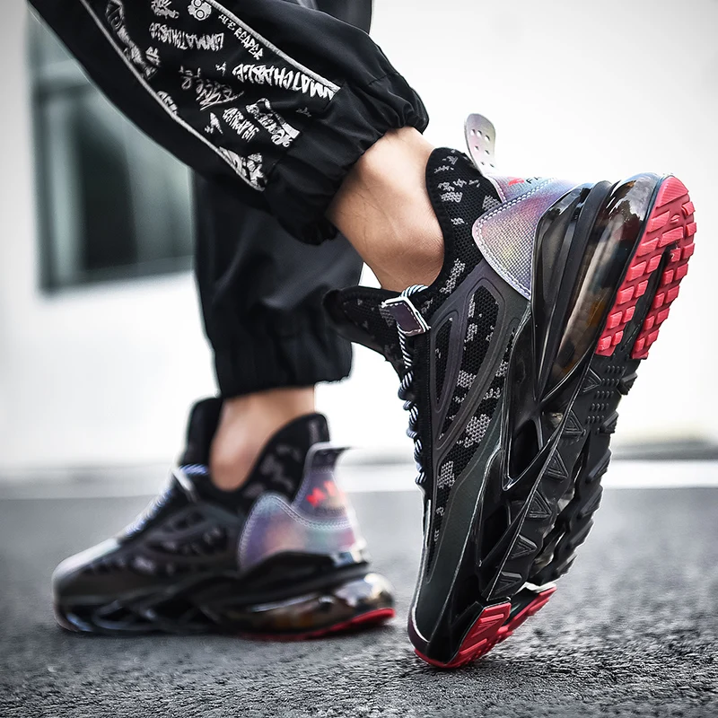 

2021 new men's casual shoes high-quality color matching sports breathable increase in autumn and winter