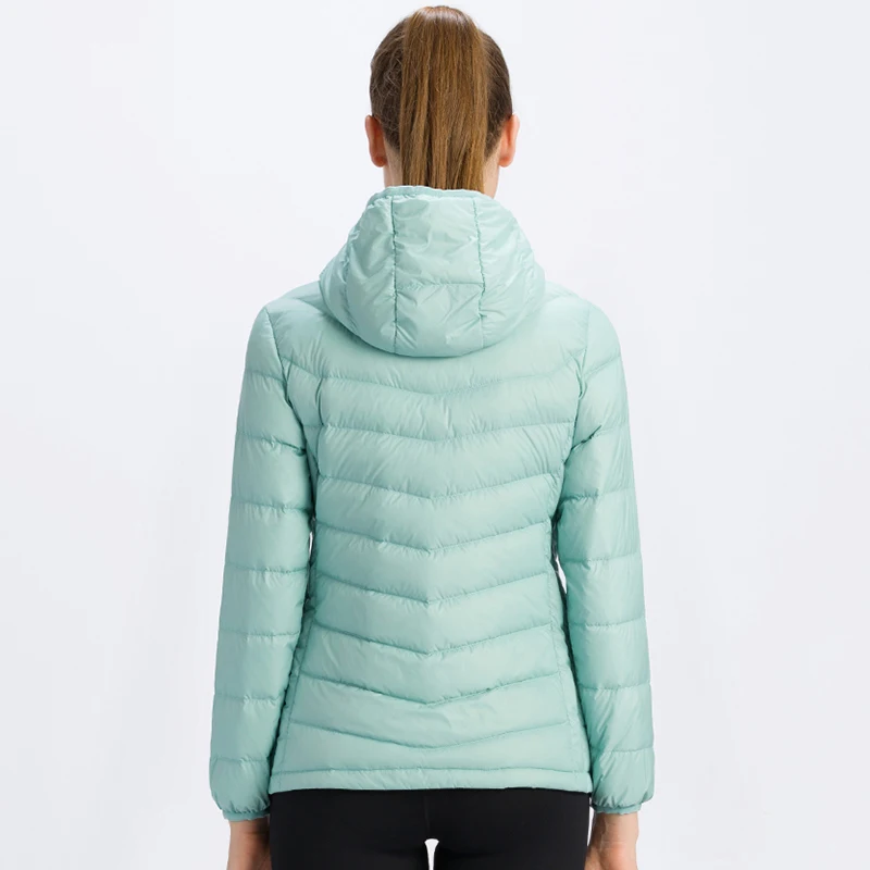 New Outdoor Ladies Lightweight Windproof Down Jacket Autumn Winter Fashion Keep Warm Hooded Sportswear Slim Down Coat Female