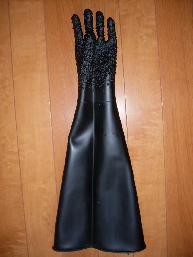 Универсальные утолщенные перчатки износостойкие резиновые пескоструйные для