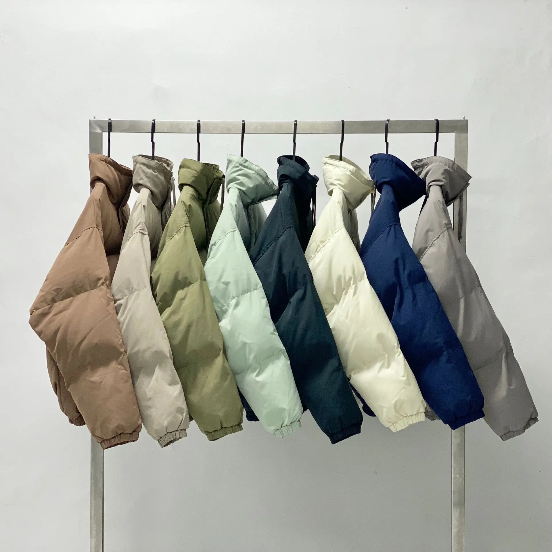 

2021 21ss European and American FOG high street stand-up collar solid color down jacket men and women multicolor bread jacket