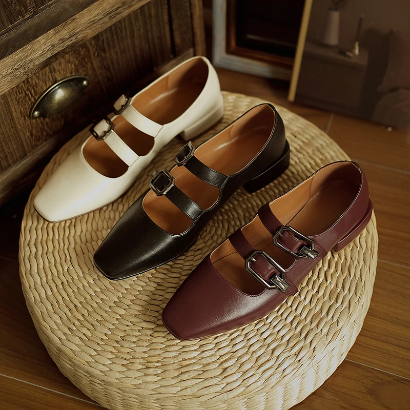 

QUTAA 2021 New Spring Buckle Soft Sole Low Heels Square Toe Retro Ladies Pumps Cow Leather Women Shoes Size 34-39