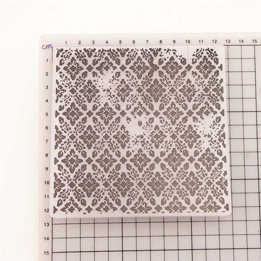 Трещина сетка венок бумажной папки для тиснения Пластик Скрапбукинг DIY шаблон