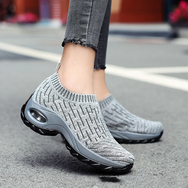 

Walking Shoes Women Running Slip-On Sneakers Fashion Mesh Shoes Platform Air Cushion Gym Modern Dance Shoes Men