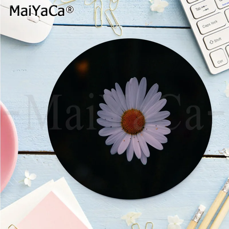

Maiyaca Vintage Cool cute flower daisy High Speed New round Mousepad gaming Mousepad Rug For PC Laptop Notebook