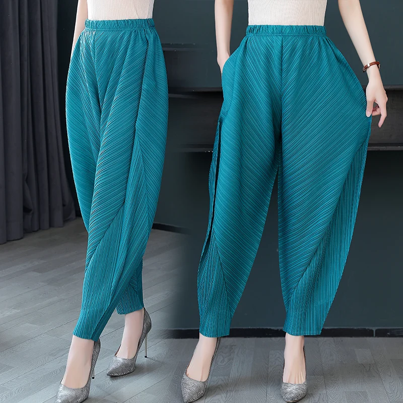 

Casual Summer Bloomers High Waist Solid Color Loose Harem Pants Female Fashion Irregular Miyak Pleated Carrot Pants For Women
