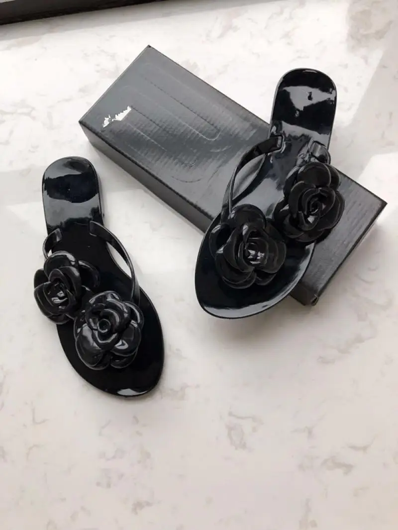 

SWONCO Summer Shoes Women Slippers Camellia Beach Slides Flip Flops 2020 Summer New Flower Slippers PVC Jelly Shoes For Women