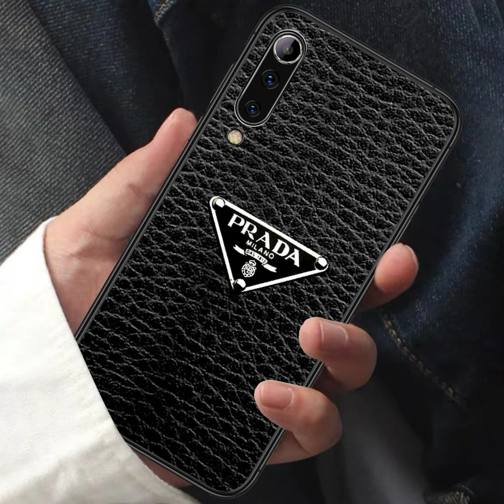 

Italian Luxury Brand Phone Case For XIAOMI MI Note 8 9 T 10 Pro Lite SE A2 A3 POCO X M MAX 2 3 black Cell Painting Bumper