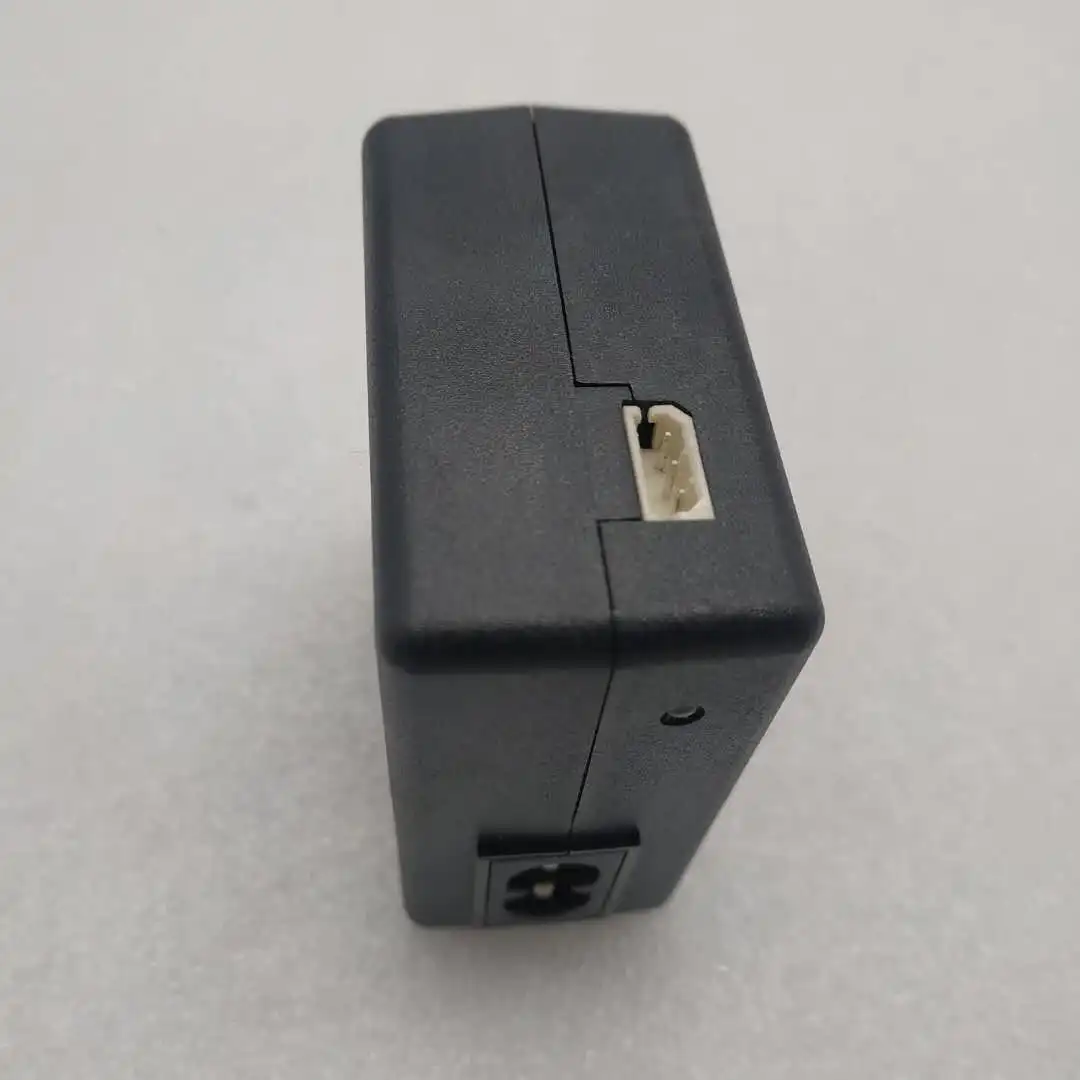 Б/у CQ19160017/CQ19160018 UpBright AC / DC адаптер для HP CQ191-60017 PA-1100-06H PA-1100 3070a 3520 4610 5514e 5515e 6520e |