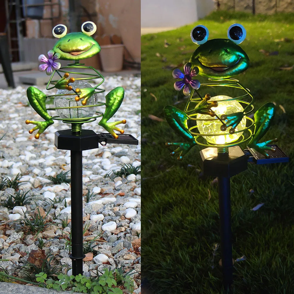 

2021 Outdoor Solar Frog Ornament Lamp Wrought Iron Hollow Out Metal Solar Powered LED Lamp Outdoor String Lawn Garden Decoration