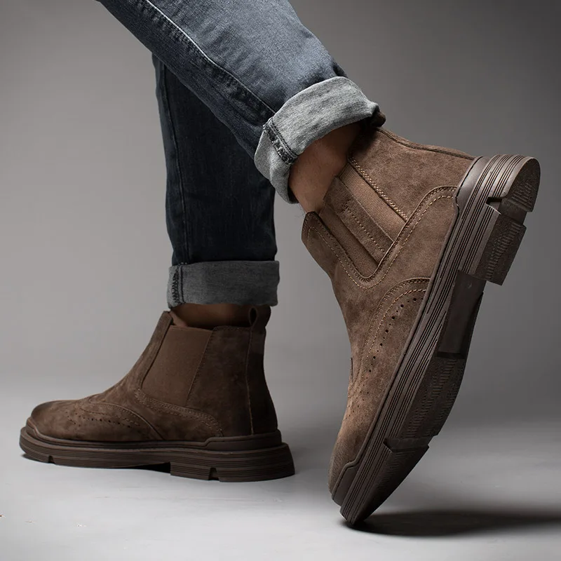 

2021 Plus Velvet Leather Riding Boots Men's High-top Tooling Shoes Winter Warm Men's Boots British style Trend Chelsea Boots Men