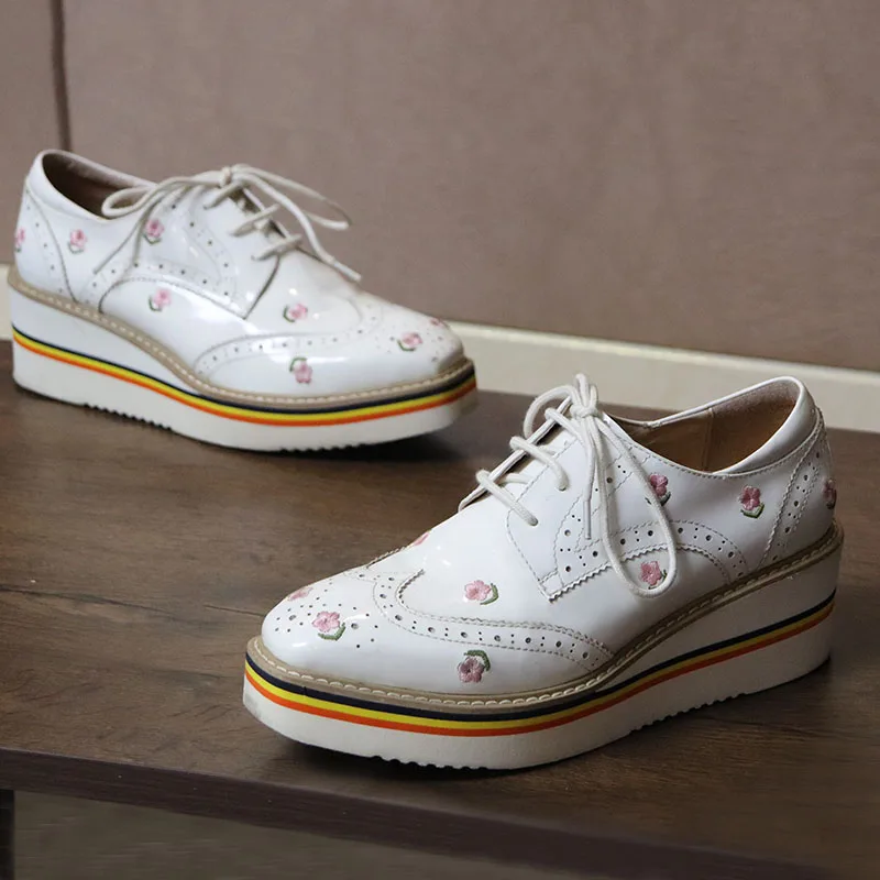 

Yinzo Women Flats Oxford Shoes Woman Genuine Leather platform Sneakers Lady Brogues Vintage Casual Shoes For Women Footwear 2020