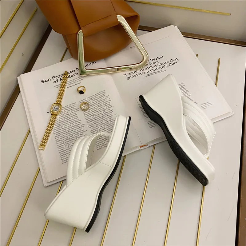

Thick Bottom Flip Flops Square Toe Wedge Sandals Soft Leather Slippers Ladies Platform Sandal Slides Beach Shoes 2021 Women Shoe