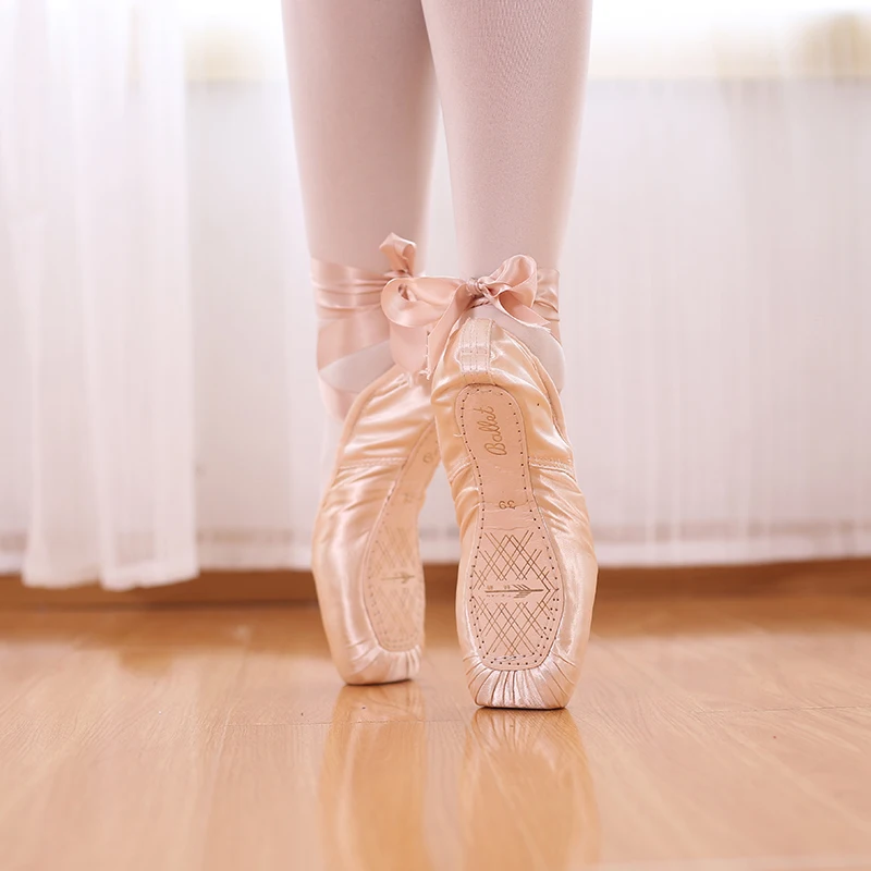 TIEJIAN/профессиональные балетки с острым носком Парусиновые атласные Цвет розовый