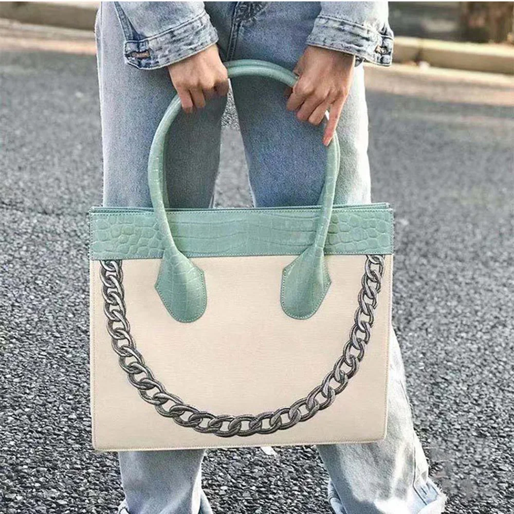 

Stylish Tote Smile Face Handbags For Women 2021 Trend New Designer Bag Chain Printed Canvas Daily Work Bag Ladies Shopping Purse