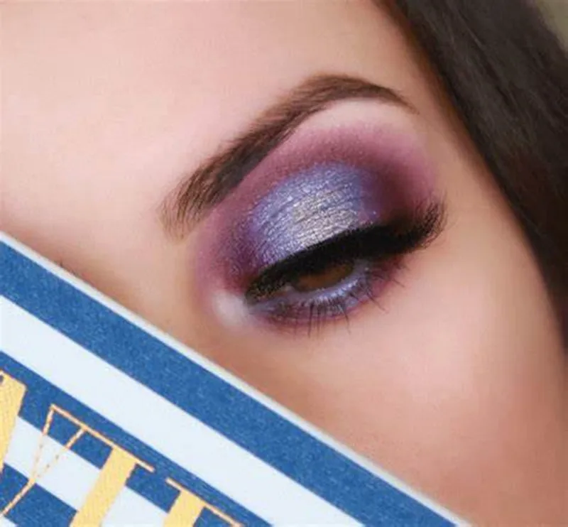 

Navy 14 Colorful Shimmer Makeup Pallet with Brush Highly Pigmented Colorful Powder Waterproof Eye Shadow Idea Gift for Lovers