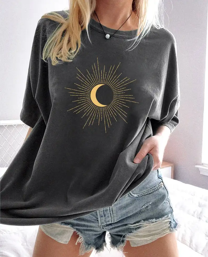

Vintage Moon Print Vintage Loose T Shirt for Women Harajuku Plus Size Casual Streetwear Tshirt 2021 Spring New Fashion Clothes