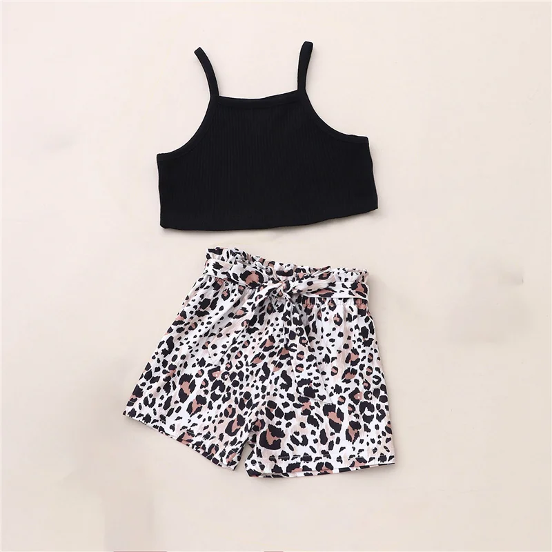

Летние модные комплекты одежды для маленьких девочек из 2 предметов, повседневные однотонные укороченные топы на бретелях и бандажные леоп...