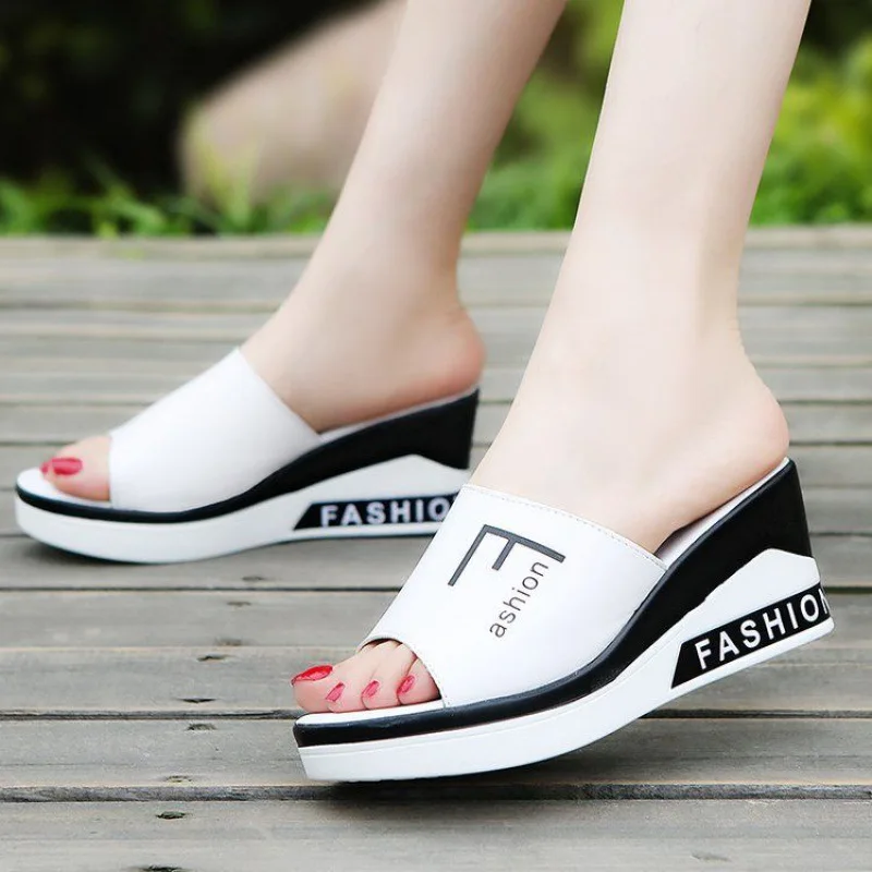 

Akexiya 2021 Summer Outdoor Women's Wedges Slippers Slip-On Shoes Woman Flat Peep Toe Breathable Soft Platform Sandals Shoes