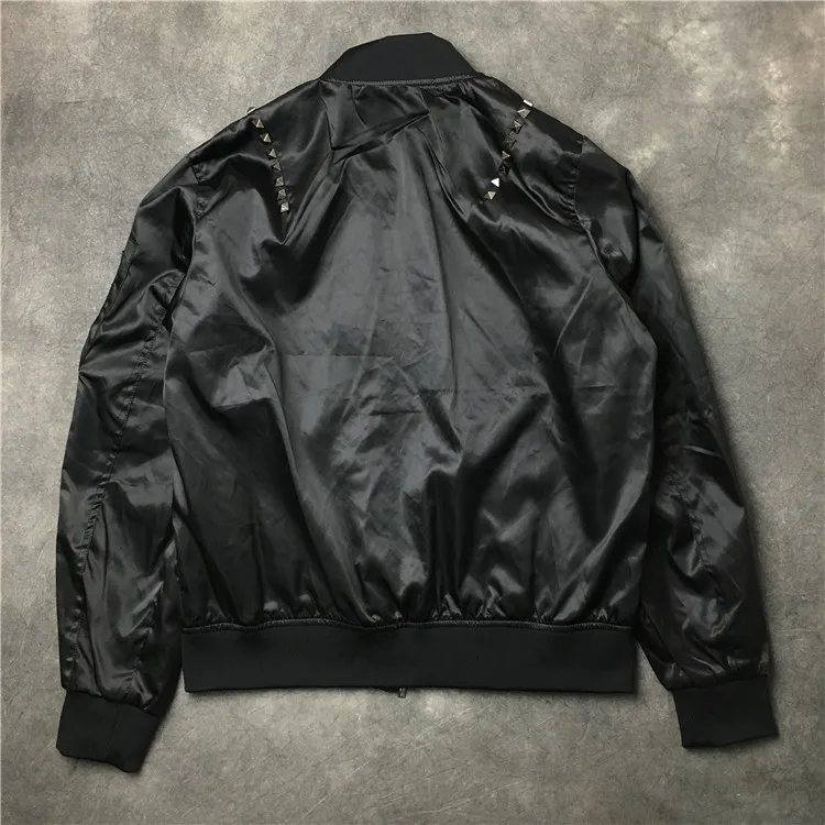 

New 19ss Men Rib Sleeve Metal Rivet zipper Fashion High quality couple Baseball Coats & Jackets Abstract digital coat Motor #E50