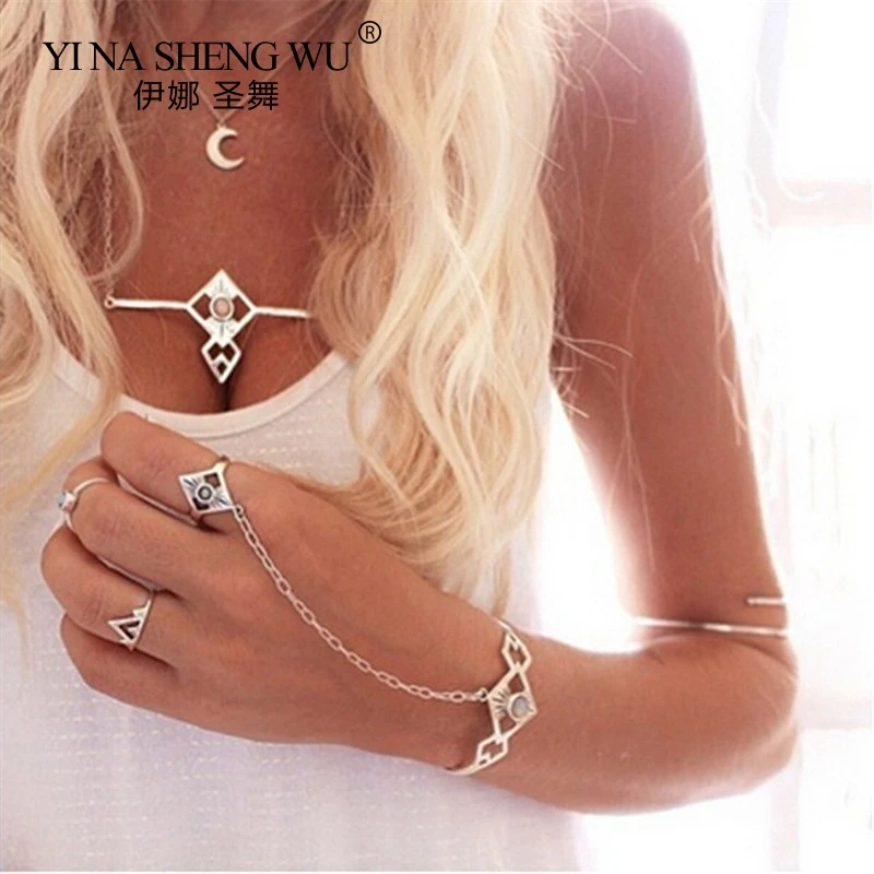 

Bohemia Rhinestone Finger Ring Bracelets for Women Belly Dance Crystal Bracelet Bangle Charm Femme Jewelry Accessories 1PC