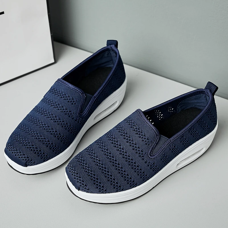 Женские кроссовки для фитнеса на танкетке модная спортивная обувь увеличивающая