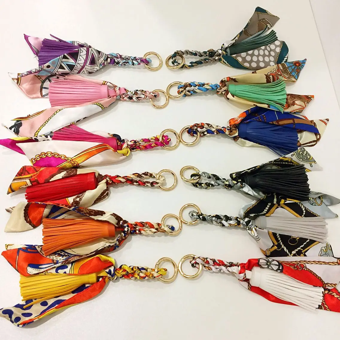 Кожаный брелок с подвеской кисточкой для сумок милый Роскошный металлический