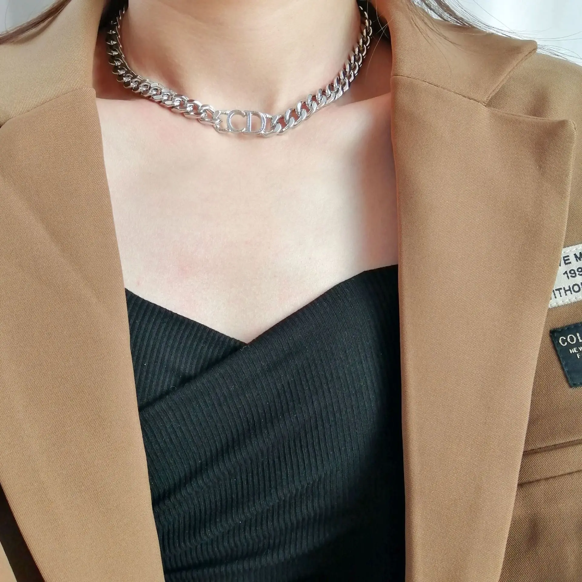 

Hollow CD Letter Punk Necklace Thick Collarbone Chain Choker Necklace For Women Hip-hop Short Chain Jewelry