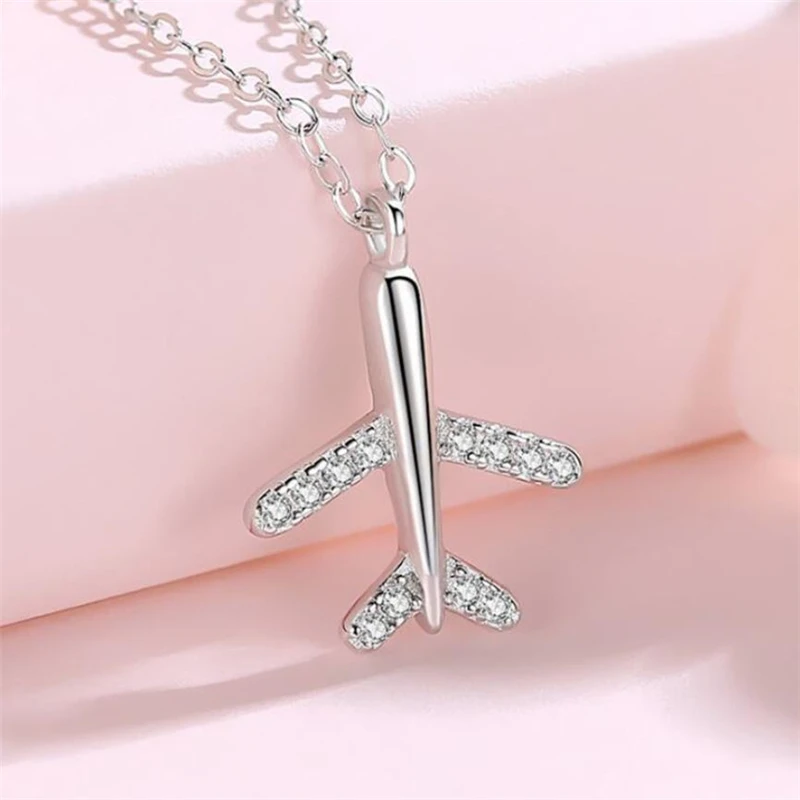 

2022 Trend New Silver Color Zircon Airplane Plane Clavicle Chain Gift Necklace For Woman Fashion Jewelry Female Design Gift